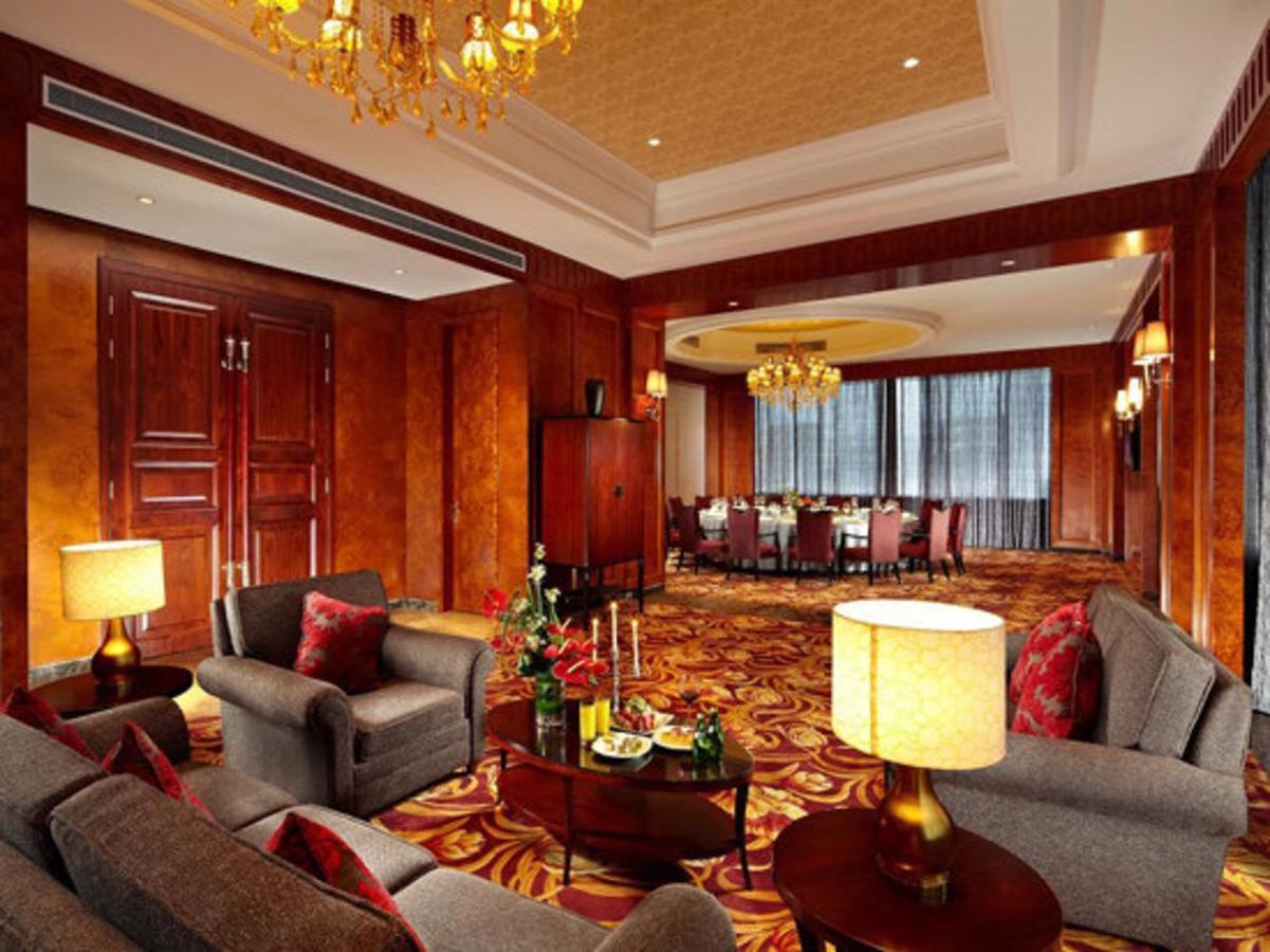 Jurong Yukun New Century Hotel Jiangsu Номер фото